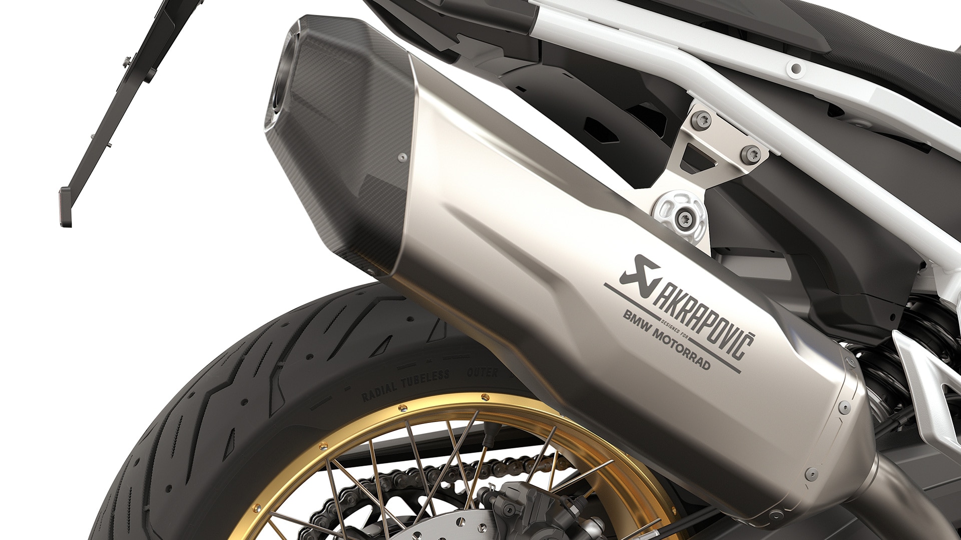 La F 900 GS de BMW Motorrad con silenciador final Akrapovič