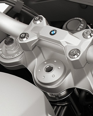 La horquilla ajustable F 900 GS Adventure de BMW Motorrad