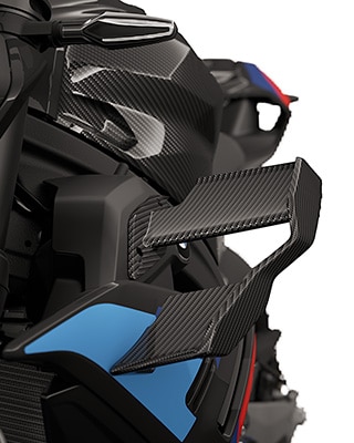 Las aletas M Carbon de la M 1000 R de BMW