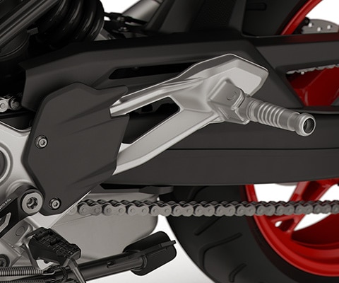 Reposapiés y pedales fresados de la F 900 XR de BMW Motorrad