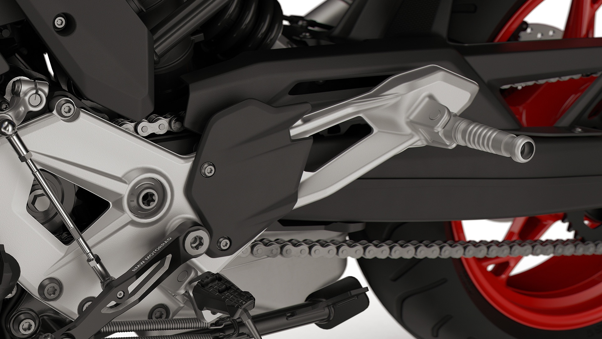 Reposapiés y pedales fresados de la F 900 XR de BMW Motorrad