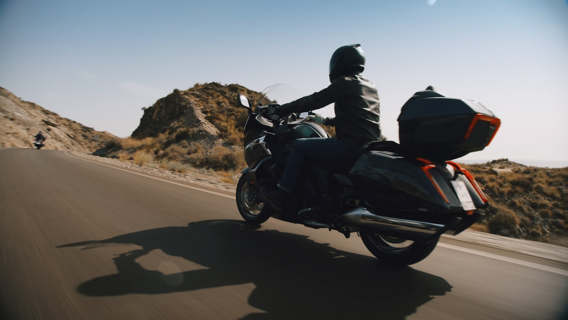 Imágenes de la K 1600 Grand America en marcha.