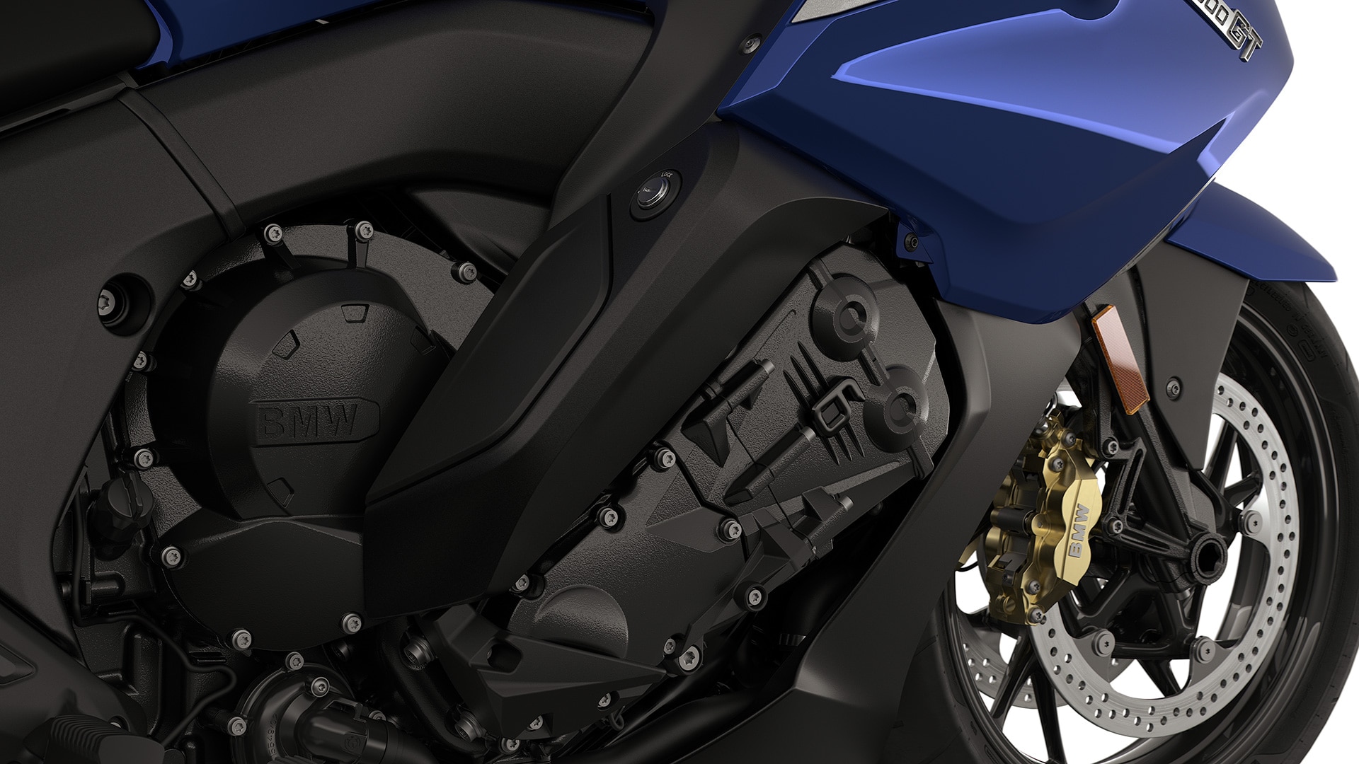 Enfoque en el motor de seis cilindros.